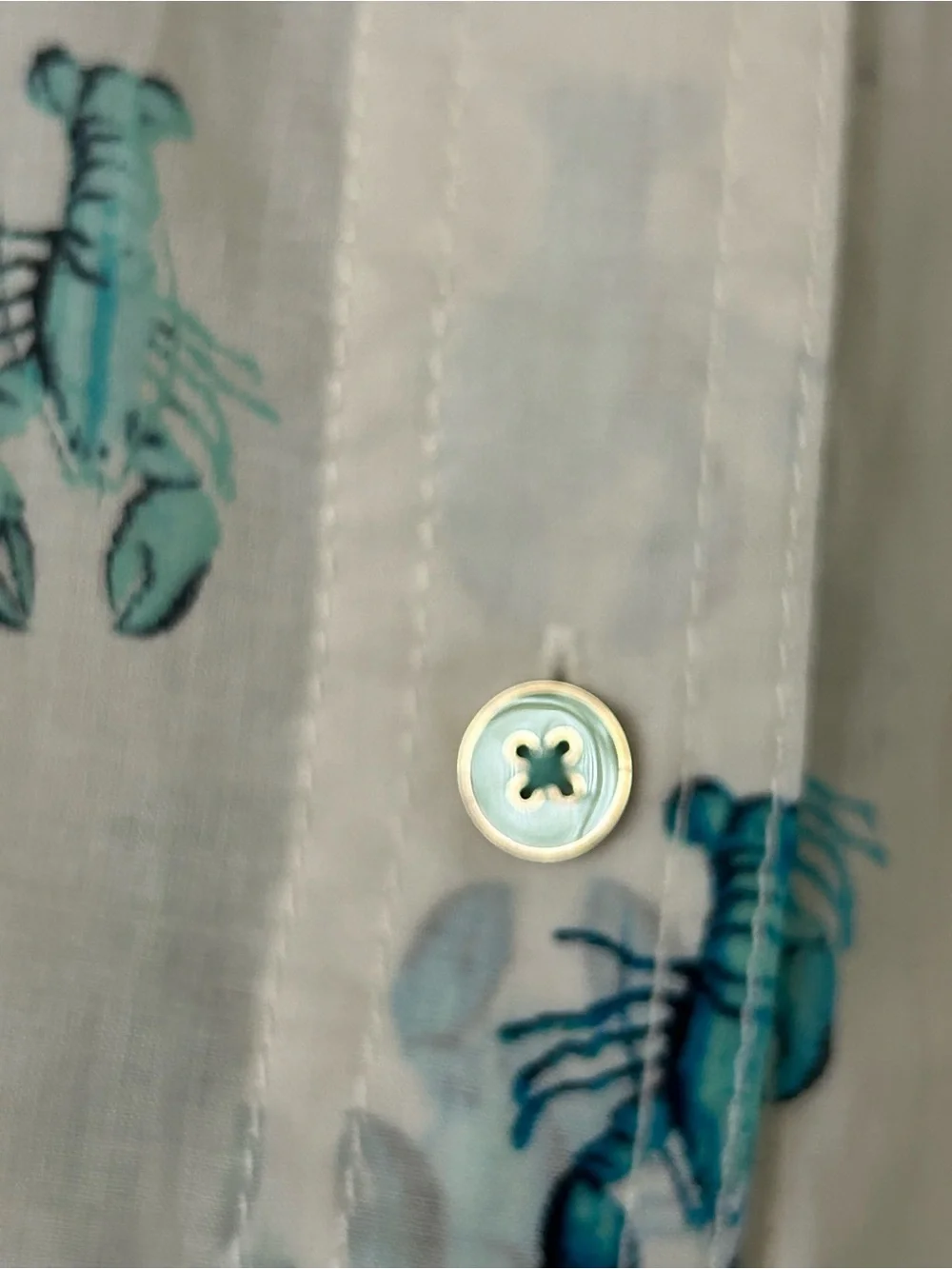 ⛵️⛴️🦞🦞🦞Tory Burch White Shirt with Teal Lobster Print🦞🦞⛵️